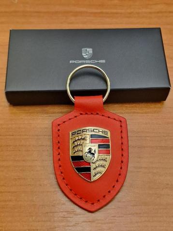 Porsche sleutelhanger Lava oranje