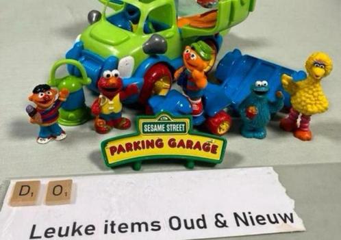 Sesamstraat. Parkeer garage. €4,99, Verzamelen, Speelgoed, Zo goed als nieuw, Ophalen of Verzenden