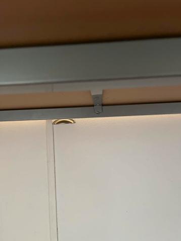 Ikea Bureau 80x160 - In hoogte verstelbaar - afbeelding 4 Ikea Bureau 80x160 - In hoogte verstelbaar - afbeelding 4