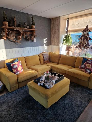 Ikea Kivik hoekbank, eethoek met 4 stoelen en hocker - afbeelding 6 Ikea Kivik hoekbank, eethoek met 4 stoelen en hocker - afbeelding 6