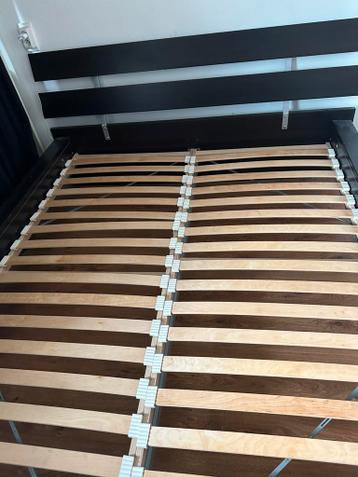 IKEA bedframe 160x200 - afbeelding 2 IKEA bedframe 160x200 - afbeelding 2