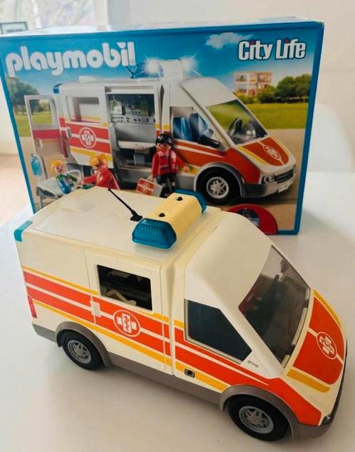 Playmobil Ambulance nr.6685/2015, Kinderen en Baby's, Speelgoed | Playmobil, Gebruikt, Complete set, Ophalen of Verzenden