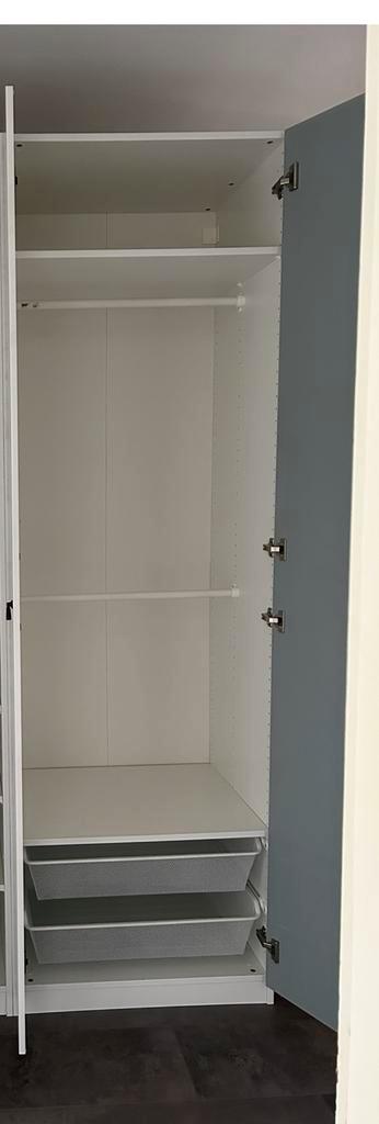 Ikea Pax kledingkast 75cm x 236cm x 58cm - afbeelding 2 Ikea Pax kledingkast 75cm x 236cm x 58cm - afbeelding 2