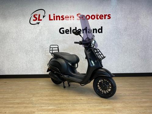 Vespa Sprint 25 km/h Notte 2019, Fietsen en Brommers, Scooters | Vespa, Gebruikt, Overige modellen, Maximaal 25 km/u, Benzine