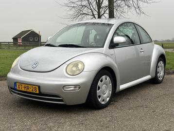 Volkswagen New Beetle 2.0 Highline NL AUTO * NAP * Rijdt per