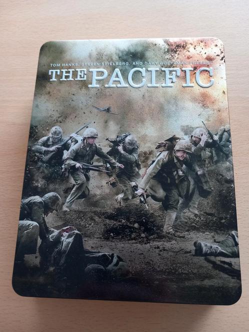 The pacific 6 disc metal case Steven Spielberg Tom Hanks 5=4, Cd's en Dvd's, Dvd's | Actie, Zo goed als nieuw, Oorlog, Boxset