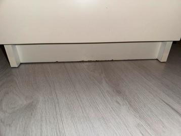 Ikea malm kast twee lades - afbeelding 4 Ikea malm kast twee lades - afbeelding 4