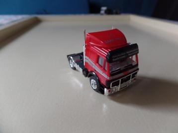 Mercedes trekker Saar truck Herpa