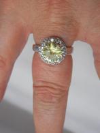 Zilveren prachtige Zinzi ring met stenen maat 16.75 nr.150