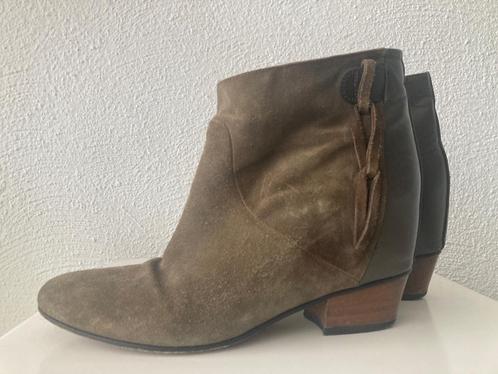 Golden Goose milk boots leather, Kleding | Dames, Schoenen, Gedragen, Lage of Enkellaarzen, Groen, Verzenden