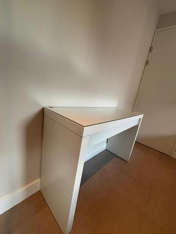 IKEA Malm Toilettafel/Bureau - Zo Goed Als Nieuw! - afbeelding 3 IKEA Malm Toilettafel/Bureau - Zo Goed Als Nieuw! - afbeelding 3