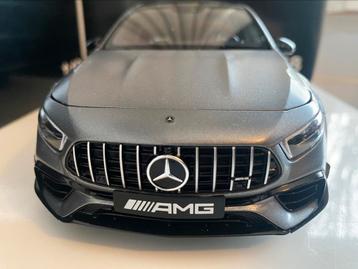 1:18 Kiloworks/Nzg Mercedes Amg A 45S Mountain Grey