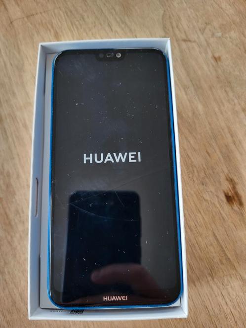 Huawei P20 Lite (barst in scherm), Telecommunicatie, Mobiele telefoons | Huawei, Gebruikt, Touchscreen, Android OS, 10 megapixel of meer