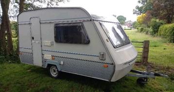 Beyerland Vitesse 380 in nieuwstaat tent/luifel kenteken