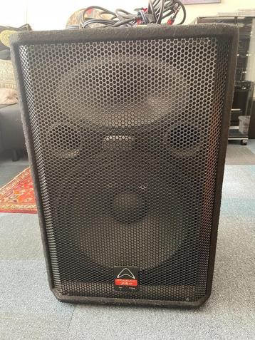  1 set  Wharfedale EVP-X15 Pro speakers