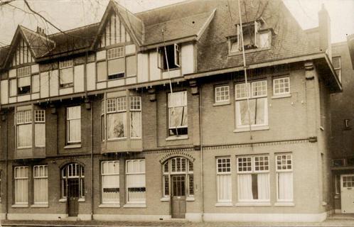 Delft - Fotokaart - Huis -, Verzamelen, Ansichtkaarten | Nederland, Ongelopen, Zuid-Holland, Voor 1920, Ophalen of Verzenden
