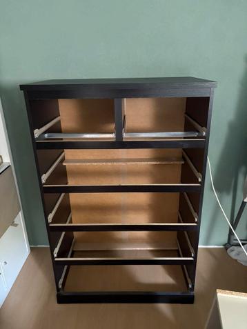 IKEA MALM ladekast 6 lades zwartbruin - afbeelding 2 IKEA MALM ladekast 6 lades zwartbruin - afbeelding 2