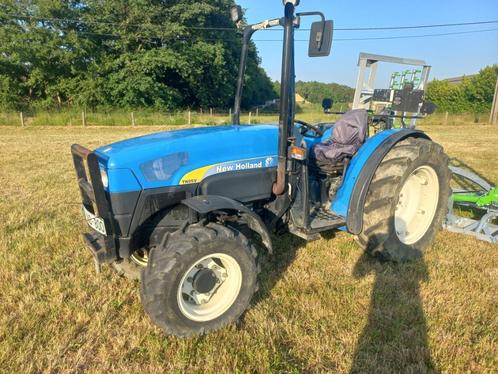 New holland TN95VA smalspoor tractor, Zakelijke goederen, Agrarisch | Tractoren, 2500 tot 5000, New Holland, 80 tot 120 Pk, Gebruikt