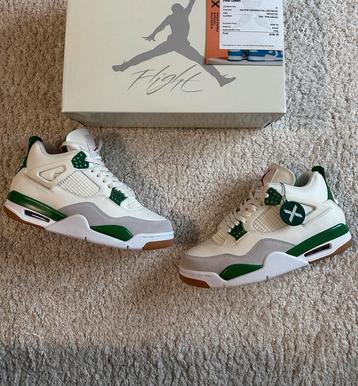 Jordan 4 pine green/ all sizes/ all colours 