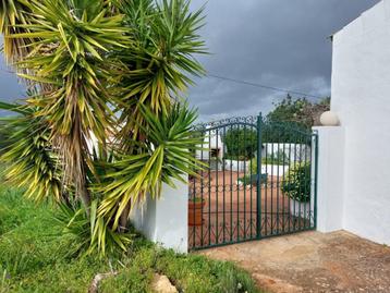 Oorspronkelijke rustieke verbouwde boerderij in oost Algarve