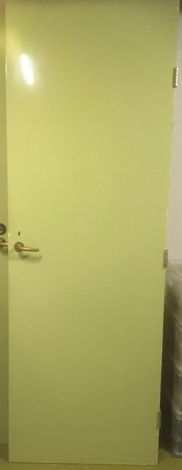 3 binnendeuren met deurbeslag