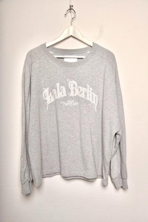 LALA BERLIN Super leuke sweater l.grijs M/L zgan W.pr € 250,, Kleding | Dames, Truien en Vesten, Zo goed als nieuw, Maat 38/40 (M)