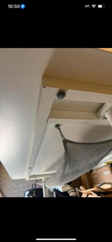 Bureau Ikea Bekant- In hoogte verstelbaar 160*80 - afbeelding 6 Bureau Ikea Bekant- In hoogte verstelbaar 160*80 - afbeelding 6
