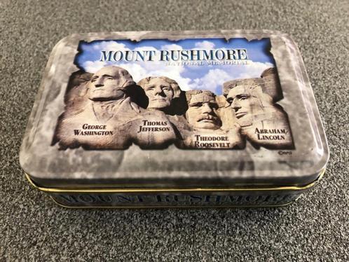 Kaartspel Mount Rushmore Nieuw, Hobby en Vrije tijd, Gezelschapsspellen | Kaartspellen, Nieuw, Drie of vier spelers, Ophalen of Verzenden