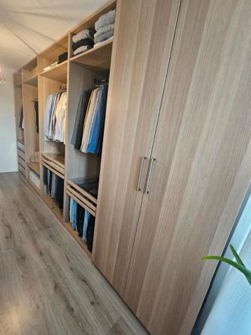 Ikea garderobe kast pax - afbeelding 1 Ikea garderobe kast pax - afbeelding 1