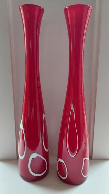 2 Set hoge 45 cm vintage rode glazen vazen 