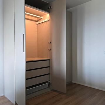 Complete Beige Pax Kast Ikea kledingkast 237 x 200 cm - afbeelding 2 Complete Beige Pax Kast Ikea kledingkast 237 x 200 cm - afbeelding 2