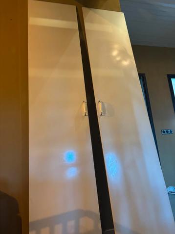 2 IKEA PAX kastdeuren mat wit met handgreep - afbeelding 2 2 IKEA PAX kastdeuren mat wit met handgreep - afbeelding 2