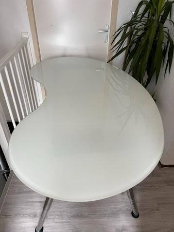 Ikea Galant Bureau Tafel - Uniek Design! - afbeelding 2 Ikea Galant Bureau Tafel - Uniek Design! - afbeelding 2