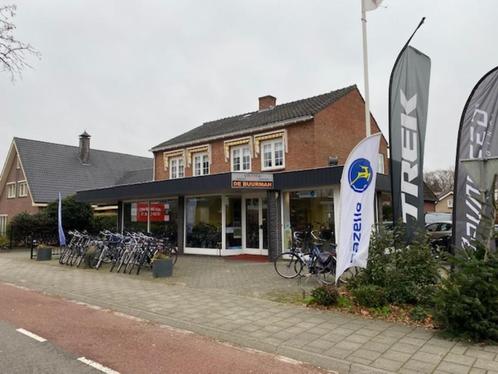 Winkelpand te huur in Heerde, Detailhandel (deel mogelijk), Zakelijke goederen, Bedrijfs Onroerend goed, Showroom, Huur