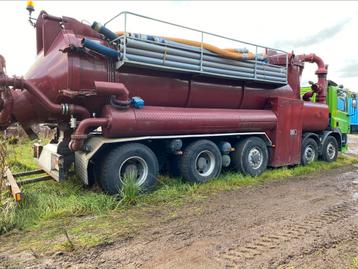 Ginaf M 5250-TS tankwagen, vacuüm, zuig/blaascombinatie