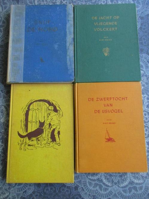 Piet Prins -- 4 oude delen Snuf de Hond 1966, Boeken, Kinderboeken | Jeugd | 10 tot 12 jaar, Gelezen, Ophalen of Verzenden