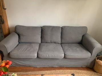 Ektorp 3-zitsbank - Grijze hoes, heel goede staat - afbeelding 5 Ektorp 3-zitsbank - Grijze hoes, heel goede staat - afbeelding 5