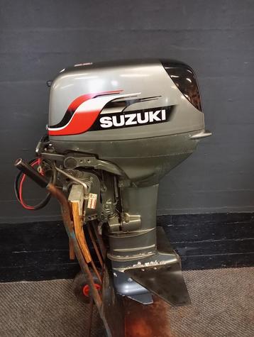 Suzuki 30 pk, langstaart, afstandsbed., elektr.start, 2-takt