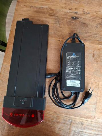 Cortina Fietsaccu + Lader