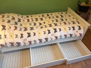 Eénpersoons bed Ikea Hemnes 90x200 - afbeelding 3 Eénpersoons bed Ikea Hemnes 90x200 - afbeelding 3