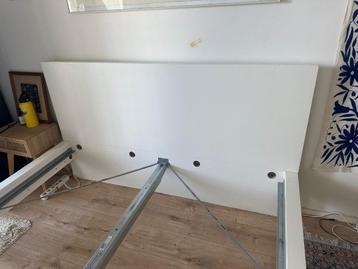 MALM ikea white bedframe - afbeelding 2 MALM ikea white bedframe - afbeelding 2