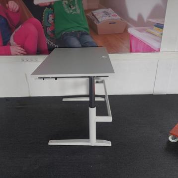 Palmberg bureau met slinger en kabelgoot 120x80 cm, 20stuks - afbeelding 5 Palmberg bureau met slinger en kabelgoot 120x80 cm, 20stuks - afbeelding 5