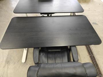 2x Ikea Bekant Bureau 160x80 + 2 bureaustoelen - afbeelding 3 2x Ikea Bekant Bureau 160x80 + 2 bureaustoelen - afbeelding 3