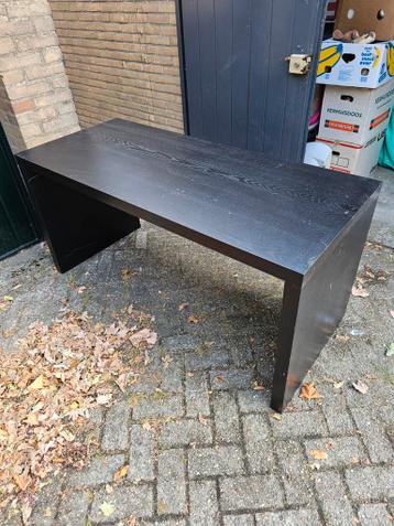 Ikea Malm study desk, L151xB65xH72 with pull-out panel exten - afbeelding 1 Ikea Malm study desk, L151xB65xH72 with pull-out panel exten - afbeelding 1