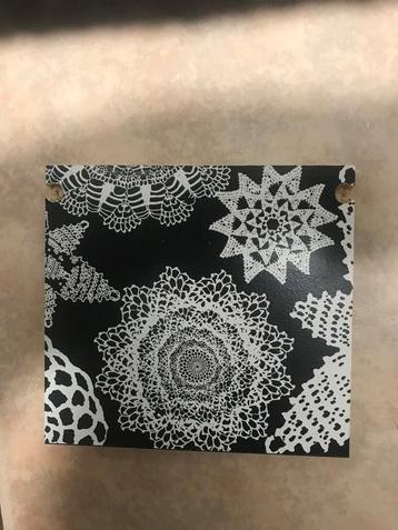 Ikea Billy CD Kast met Bloempatroon - 2 Stuks - afbeelding 2 Ikea Billy CD Kast met Bloempatroon - 2 Stuks - afbeelding 2