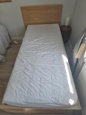 Malm bed X 2, Prijs per bed - afbeelding 3 Malm bed X 2, Prijs per bed - afbeelding 3