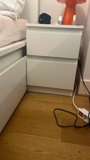 Ikea malm Bed 140cm + Matras & Nachtkastjes - afbeelding 2 Ikea malm Bed 140cm + Matras & Nachtkastjes - afbeelding 2