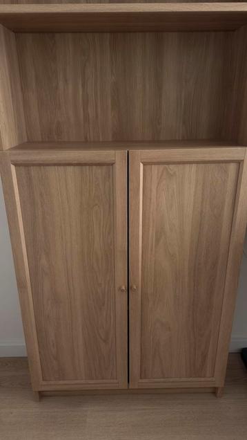 IKEA Billy Oxberg boekenkast met deuren, eikenpatroon - afbeelding 3 IKEA Billy Oxberg boekenkast met deuren, eikenpatroon - afbeelding 3
