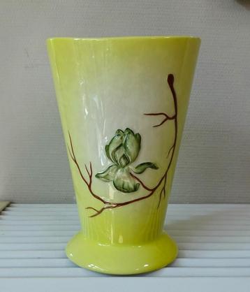 Jaren '50 Carlton Ware Australian vaas: Magnolia motief 2624