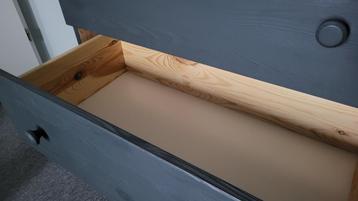 IKEA Tarva bedframe, nachtkastje & ladekast - afbeelding 14 IKEA Tarva bedframe, nachtkastje & ladekast - afbeelding 14